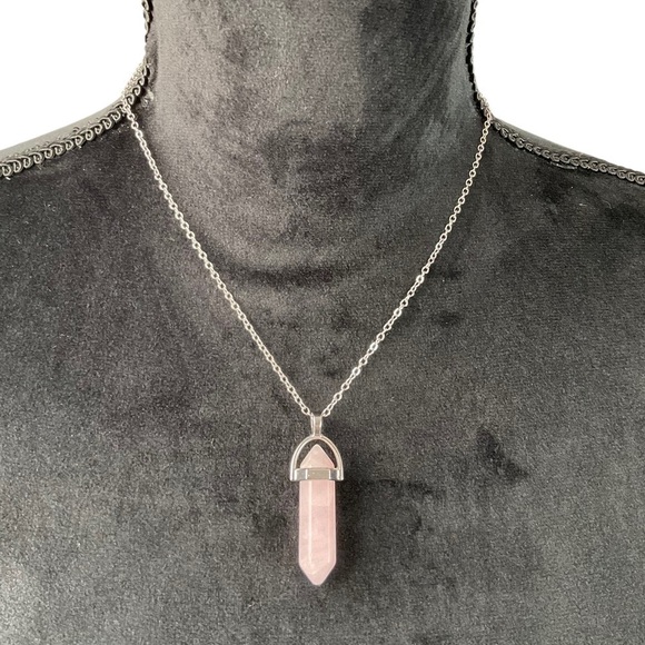 ROSE Quartz Crystal Necklace - Picture 5 of 6